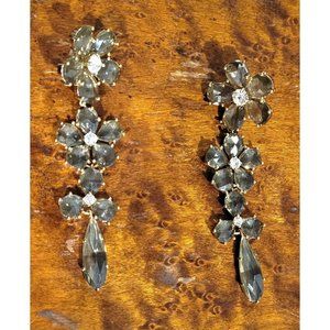 Kate Spade gray faceted long drop, pierced floral earings